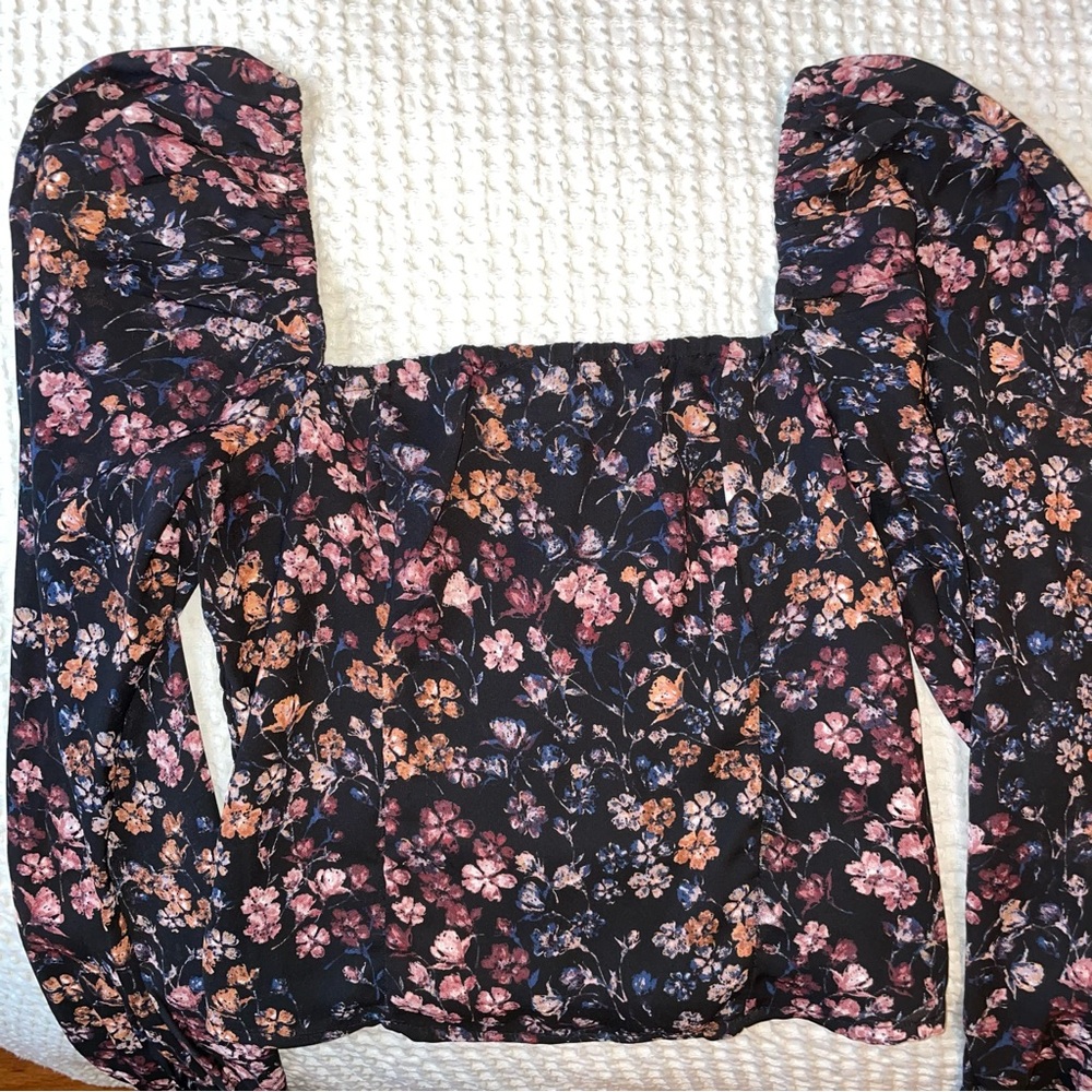 Floral Long Sleeve Women's Top